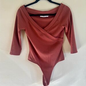 ASTR Los Angeles 3/4 Sleeve bodysuit ribbed chestnut brown small